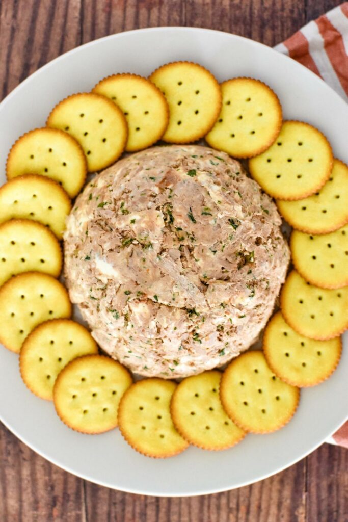 Tuna Pate and Crackers