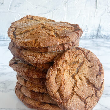 a stack of garam masala gingerbread cookies