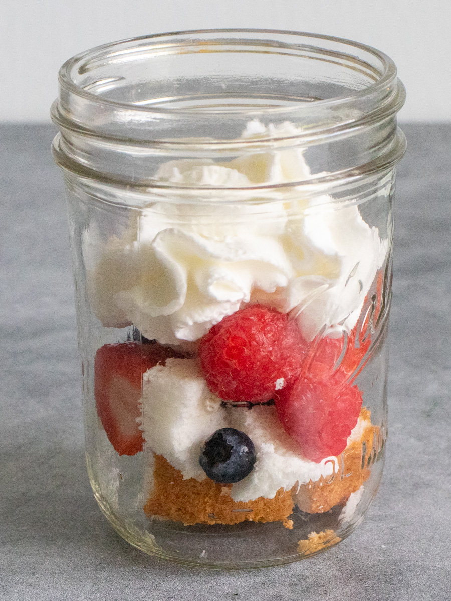 Berry trifle layer 3