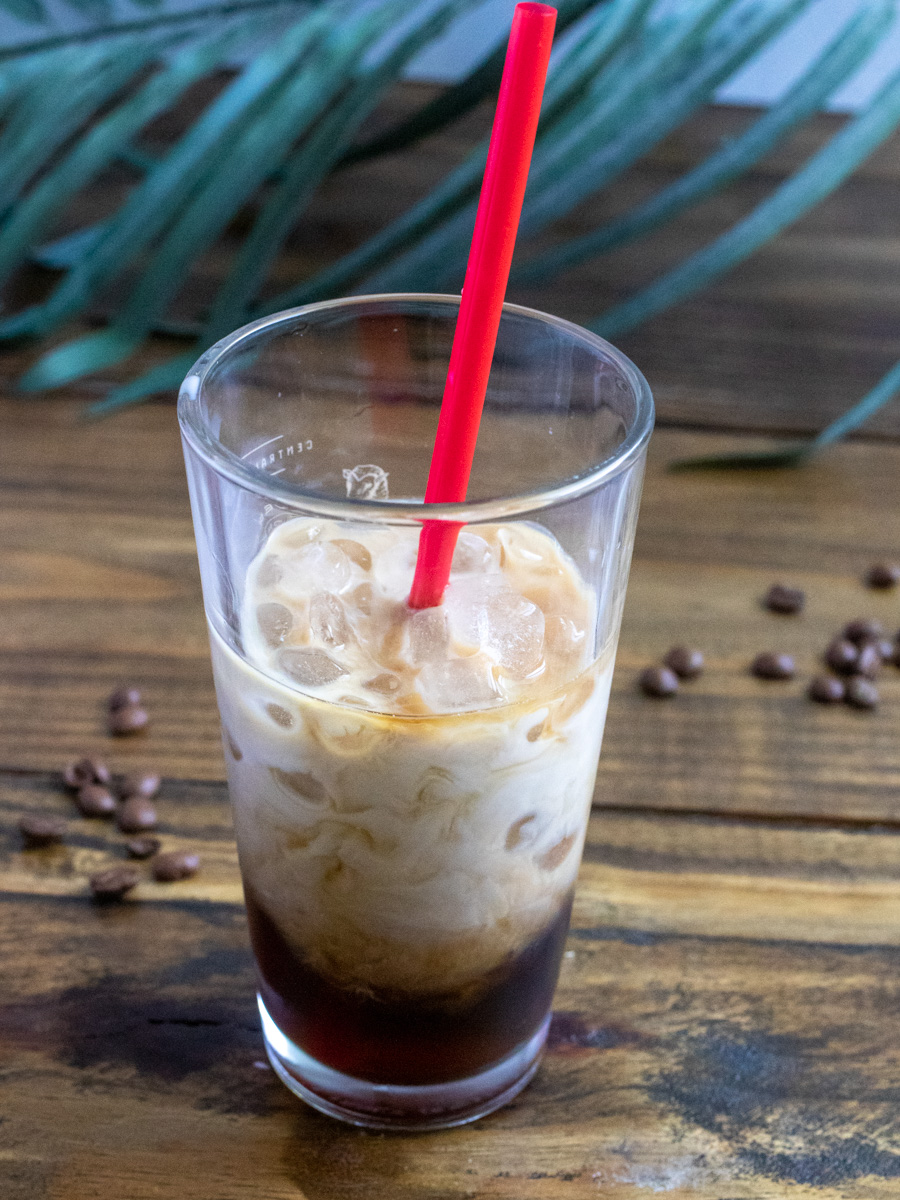 https://www.housefullofmonkeys.com/wp-content/uploads/2023/06/chick-fil-a-iced-coffee-5.jpg